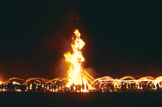 向田の火祭りのサムネイル
